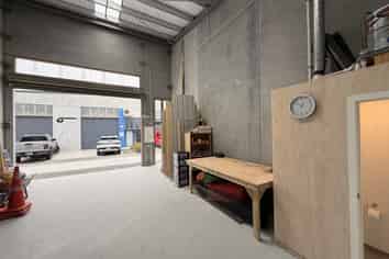 Rear Business Park unit with wide roller door!