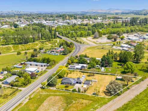 2070 State Highway 2, Waipukurau