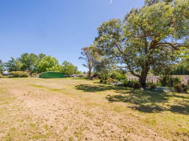 2070 State Highway 2, Waipukurau