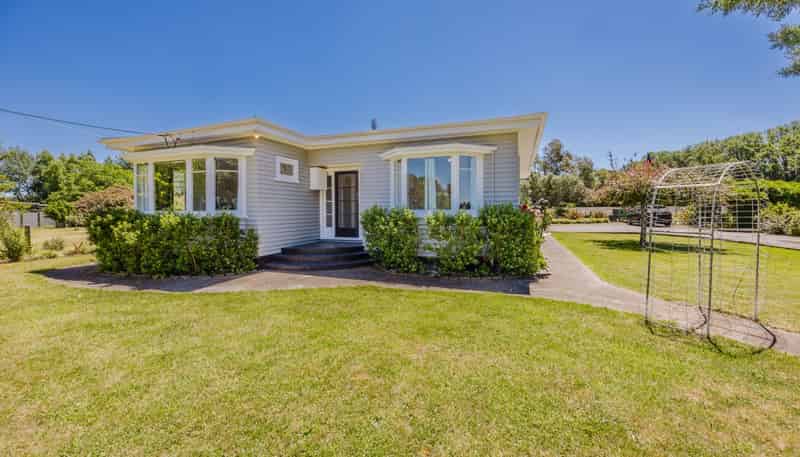 2070 State Highway 2, Waipukurau