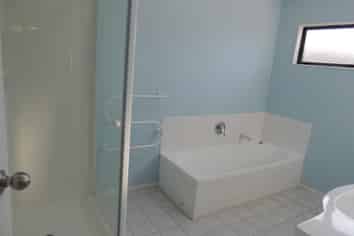 8B Glenside Ave, Pakuranga