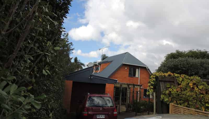 8B Glenside Ave, Pakuranga