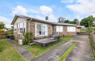 44 Kokiri Crescent, Waitangirua