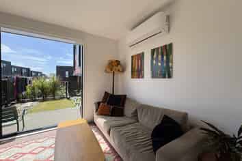 9E Playfair Road, Mount Roskill