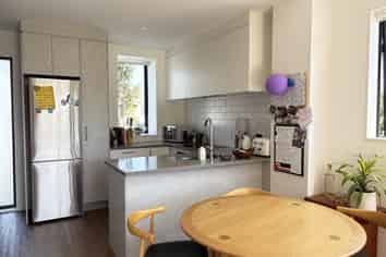 9E Playfair Road, Mount Roskill