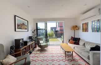 9E Playfair Road, Mount Roskill