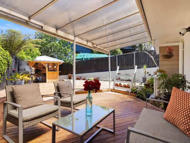 1/6B Sunnynook Road, Sunnynook