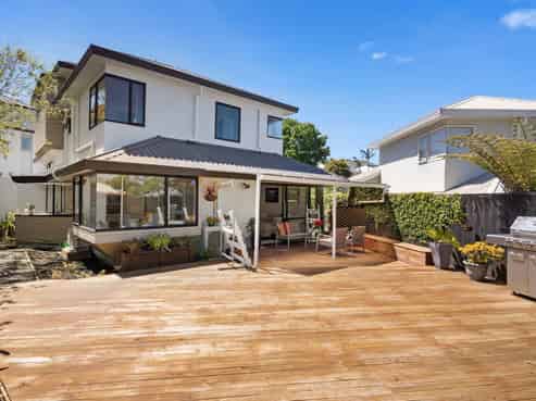 1/6B Sunnynook Road, Sunnynook