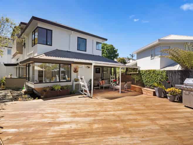1/6B Sunnynook Road, Sunnynook