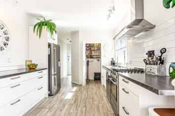 146 Rifle Range Road, Dinsdale