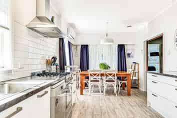 146 Rifle Range Road, Dinsdale