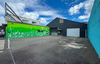 400sqm Inner City Warehouse For Lease