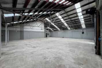 400sqm Inner City Warehouse For Lease