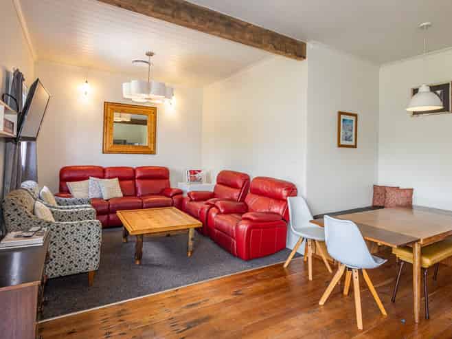 Live in business opportunity