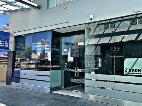 Takapuna's Prime Food & Beverage Opportunity