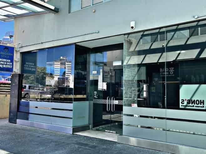 Takapuna's Prime Food & Beverage Opportunity