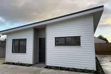 8A Worcestor Street, West End