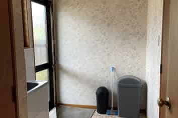 2/4 Second Avenue, Avenues