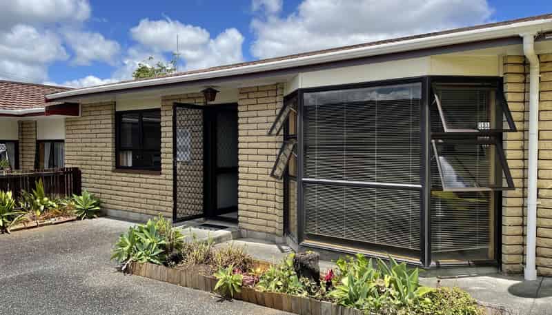 2/4 Second Avenue, Avenues