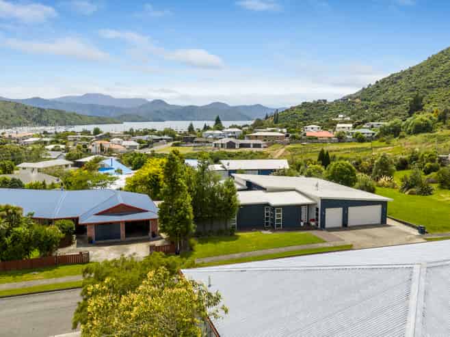 11 Rimu Terrace Waikawa, Picton