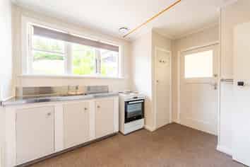 20 Ayr Street, Marchwiel