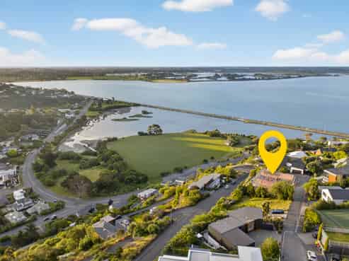 19 Inverness Lane, Redcliffs