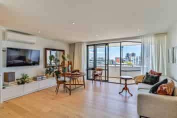 7C Beresford Square, Auckland Central