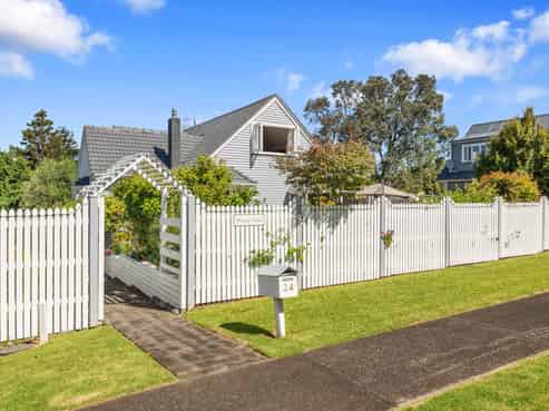 24  Masefield Street, Cockle Bay