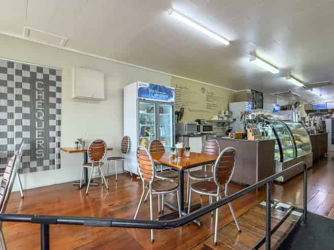 Dual-income Investment in heart of Thames