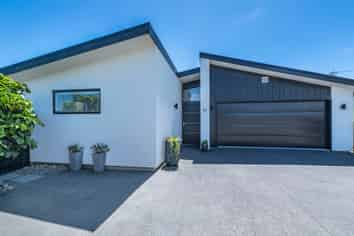 17 Burrow Street, ROLLESTON