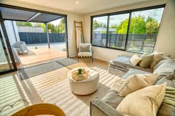 30 Brownlee Drive, Moana