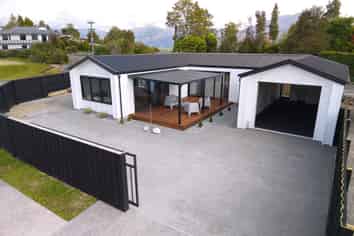30 Brownlee Drive, Moana