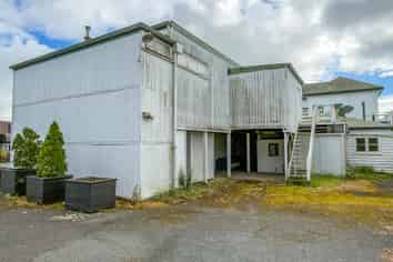 Golden Opportunity in the Heart of Tirau