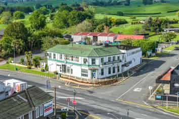 Golden Opportunity in the Heart of Tirau