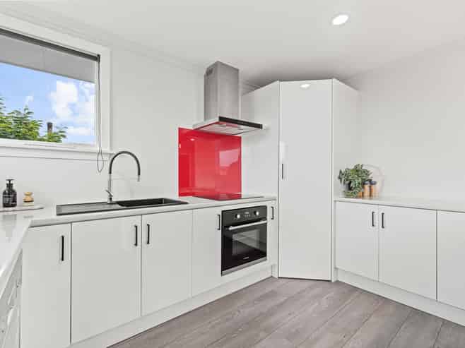 379 Breezes Road, Aranui