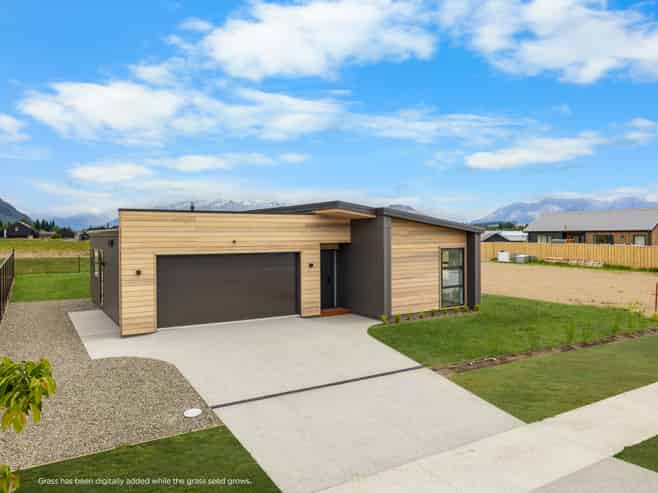  17 Packer Road, Wanaka