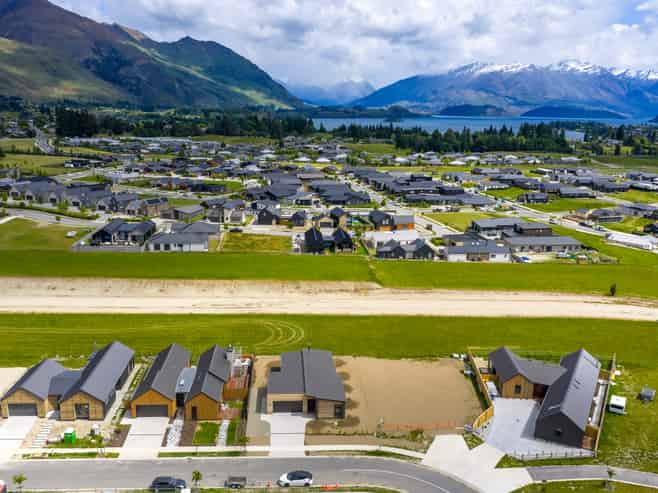  17 Packer Road, Wanaka