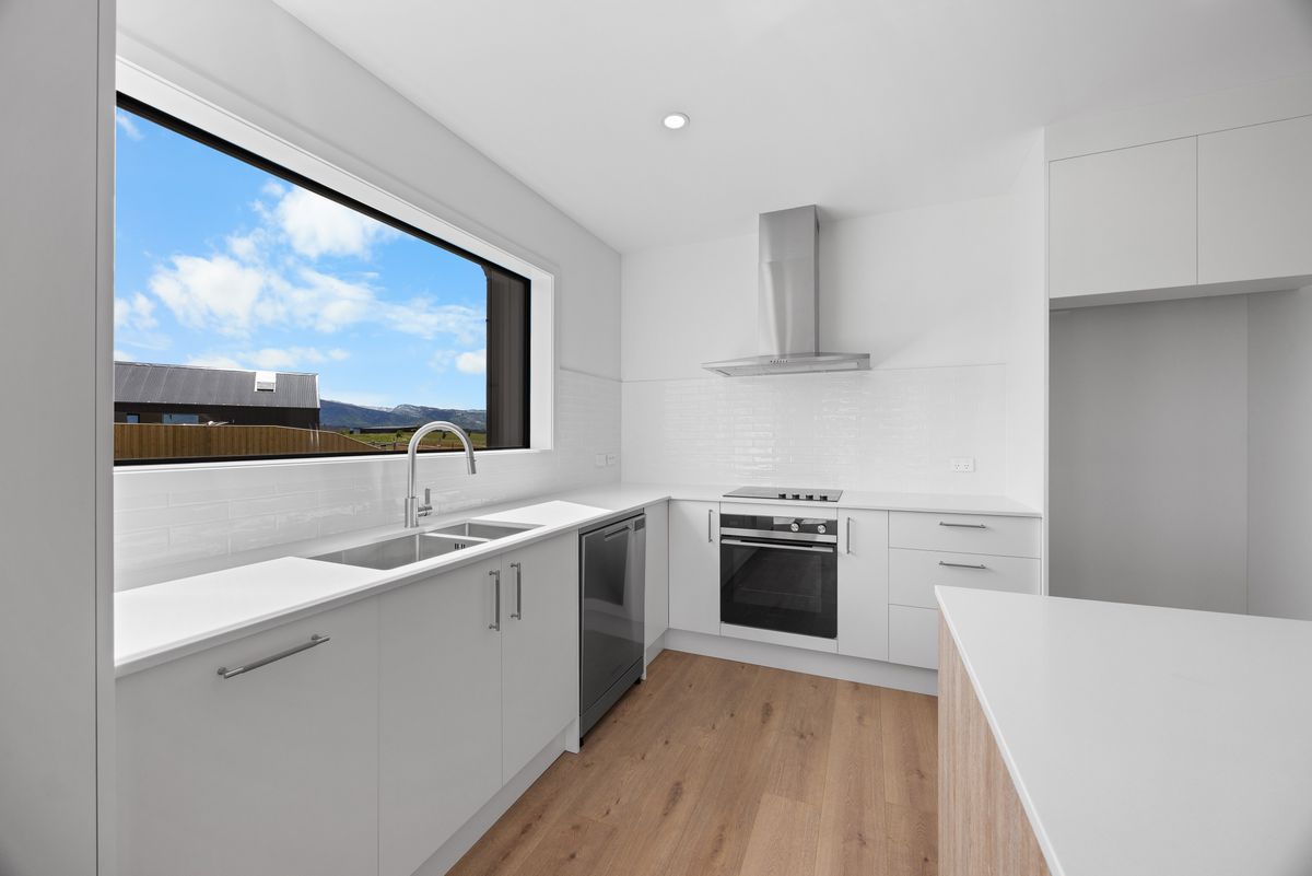 Modern Living, Packed on Packer Road - Więcej