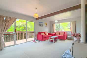 104 Hays Place, Thames