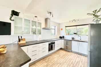 35B Seventeenth Ave, Tauranga