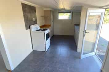 3396 State Highway 2, Clareville