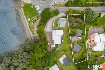 305 Tanners Point Road, Tanners Point