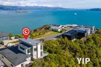 14 Cromwell Point, Newlands