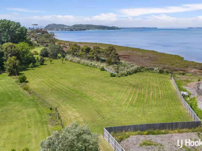 61 Athenree Road, Athenree