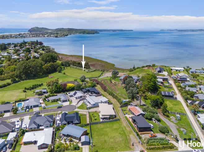 61 Athenree Road, Athenree