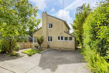 8 Withers Road, Glen Eden