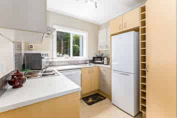 13A Kim Street, Khandallah