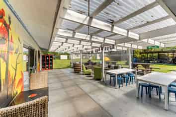 Well-Presented Backpackers in a Top Tourist Town