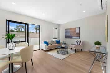 11 Farringdon Street, Glen Innes