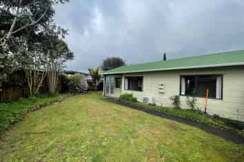 8/121 Bruce Mclaren Road, Henderson